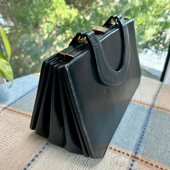 Vintage Black Structured Leather Handbag – 1960s Accordion Style - Picture 1 of 16